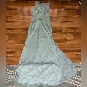 Helena sorel Maxi Dress, size small sage green floral print pattern